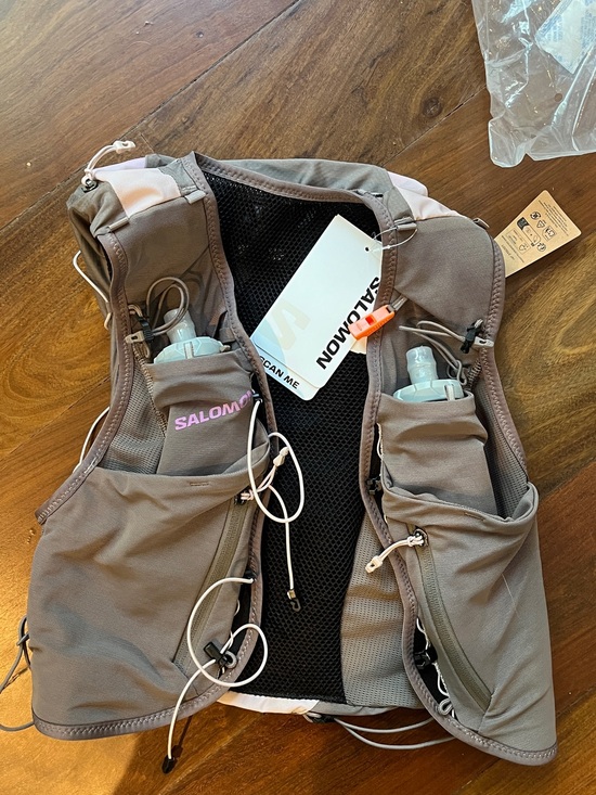 Salomon Other - Salomon ADV Skin 12W Running Vest - Taupe/Orchid